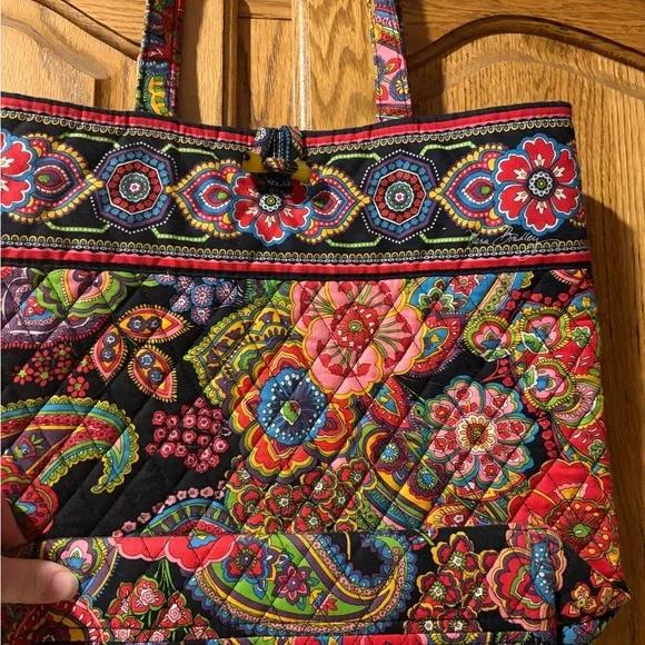 Vera Bradley Symphony quilted Tote Bag - Picture 2 of 4